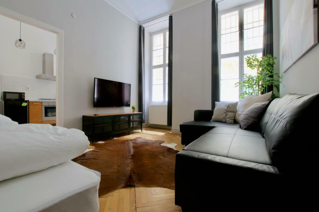 Standard Apartment By Hi5 - Steindl Street บูดาเปสต์ ภายนอก รูปภาพ